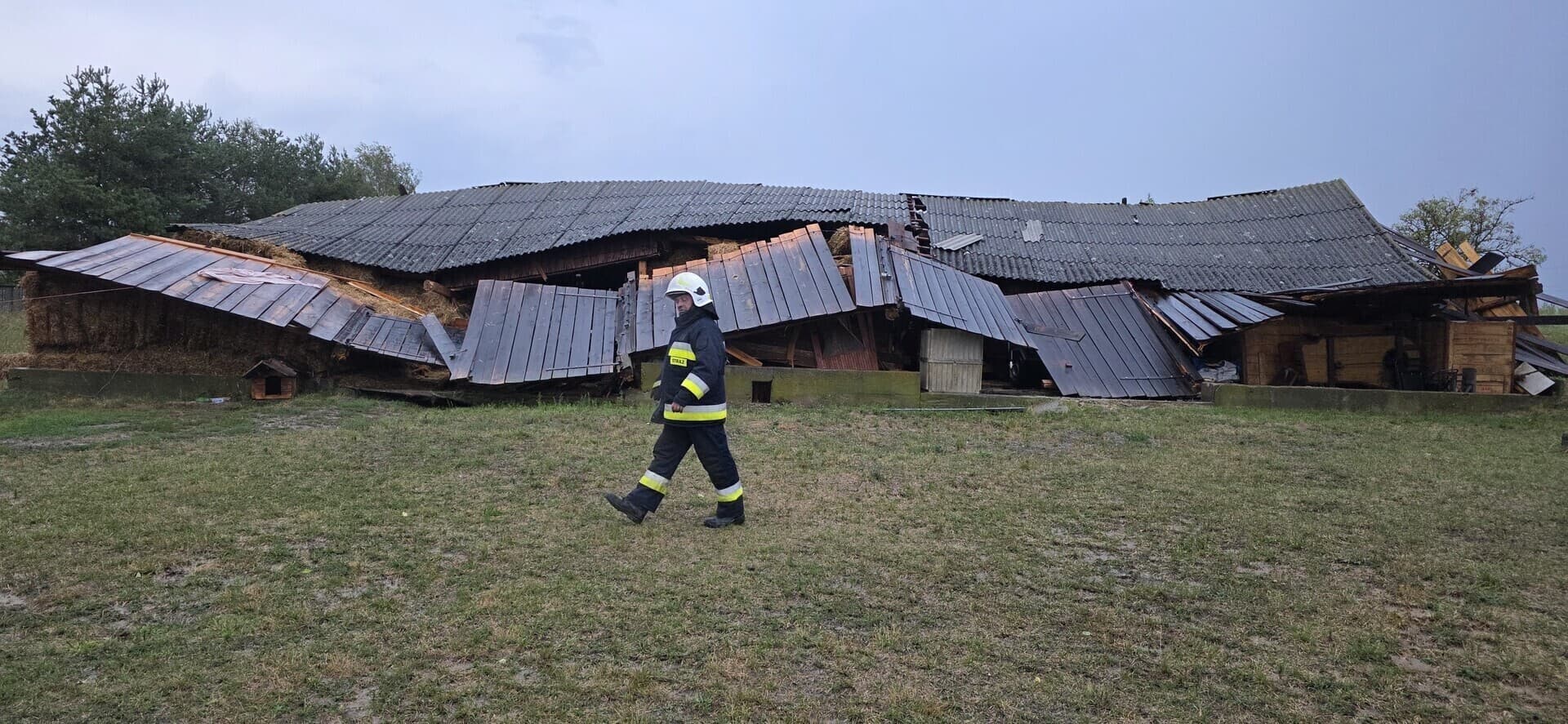 Noc pełna interwencji. Nawałnica przeszła nad Piotrkowem i powiatem