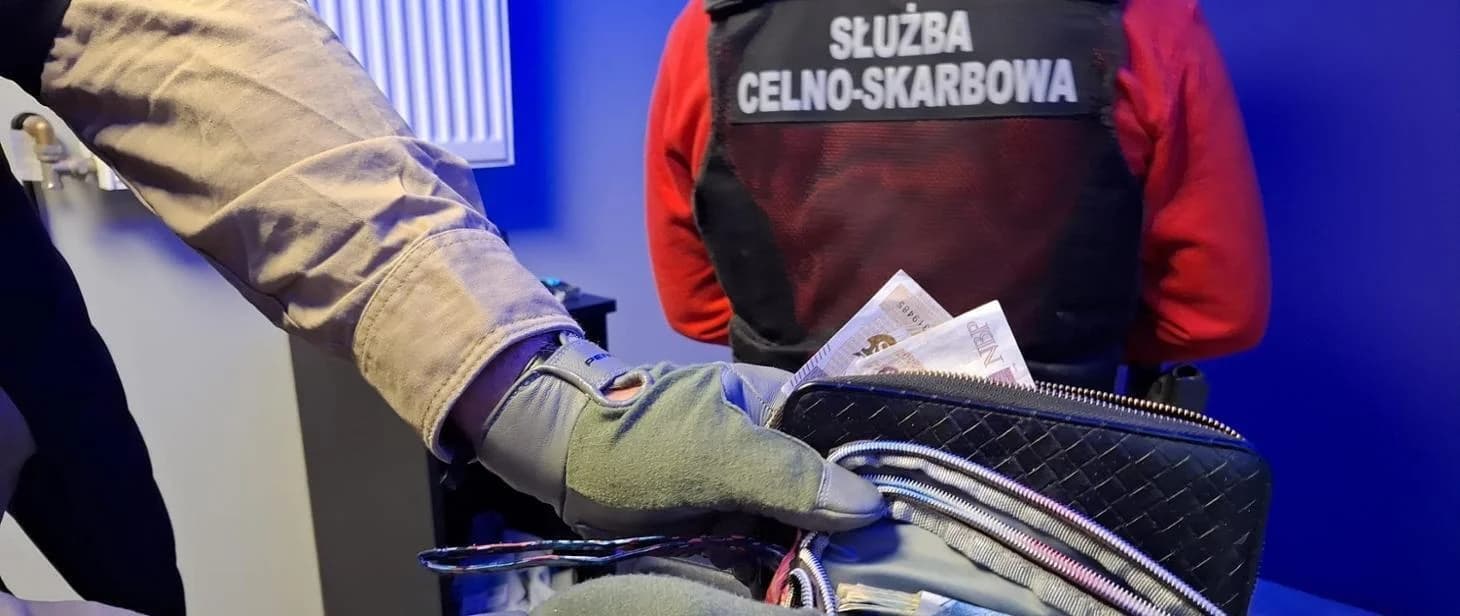 KAS i policja zabezpieczyły 287 automatów podczas działań przeciw nielegalnemu hazardowi