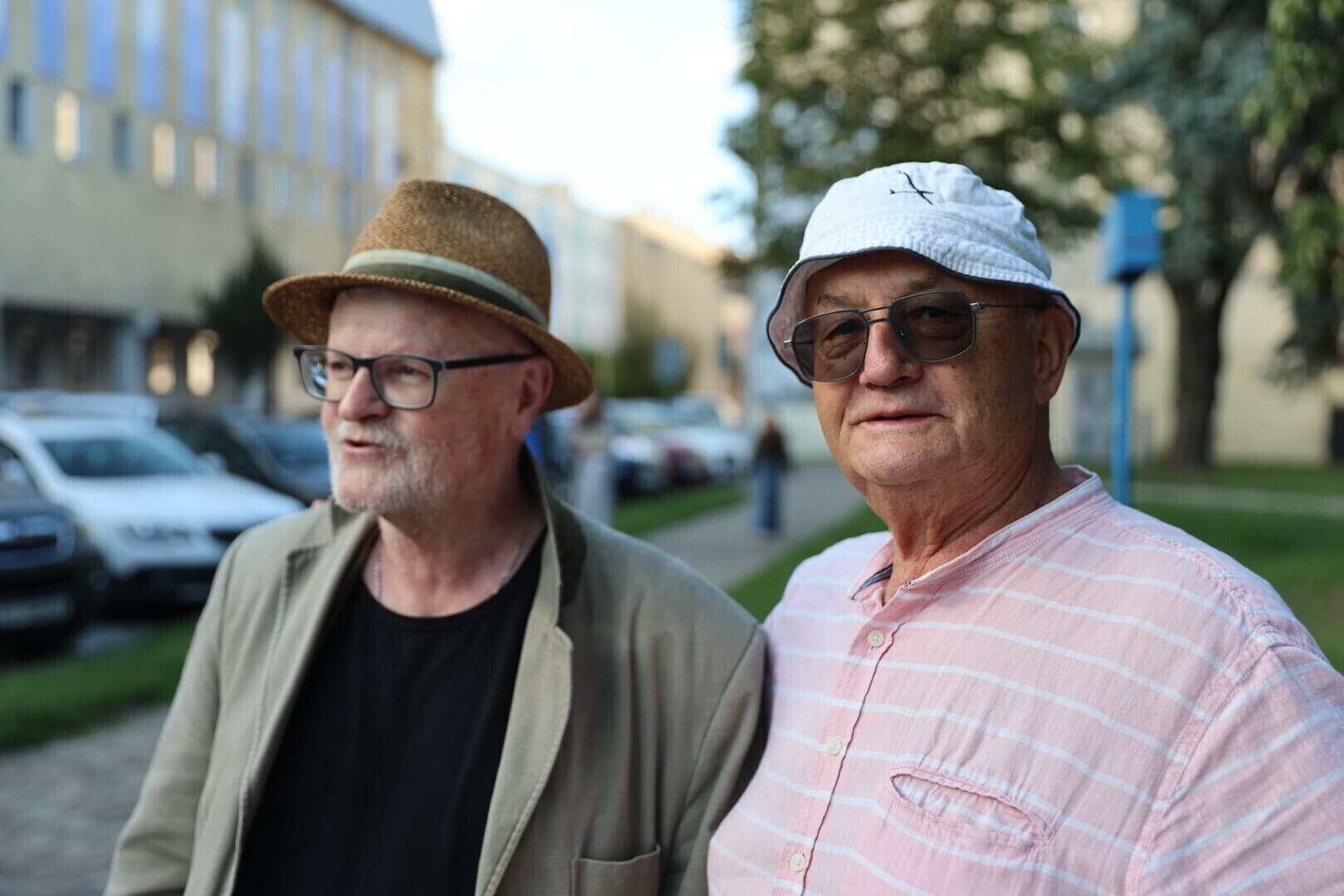 Przystanek 2000