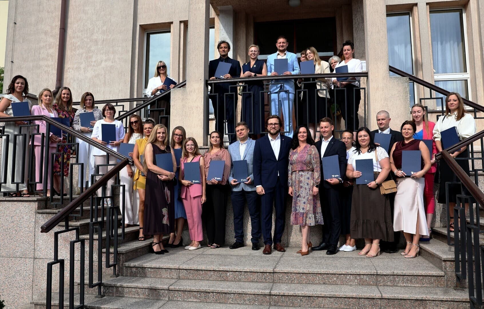 29 nauczycieli z Piotrkowa z nowym stopniem awansu. Odebrali akty mianowania