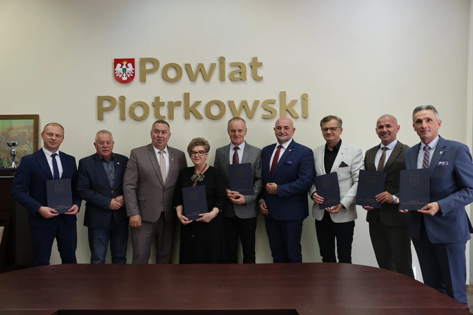Pomoc prawna na miejscu: Piotrków podpisał porozumienia z siedmioma gminami