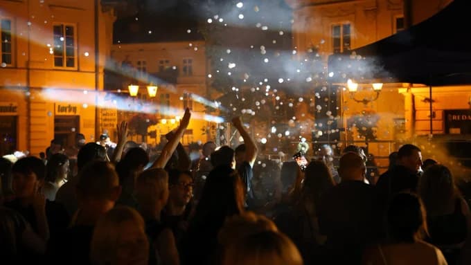 Piotrków Trybunalski: Za nami wakacyjna potańcówka w Rynku Trybunalskim