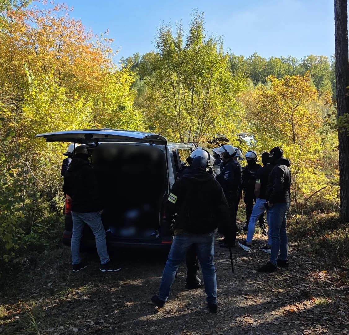 Policja udaremniła planowaną konfrontację pseudokibiców w lesie pod Rzgowem